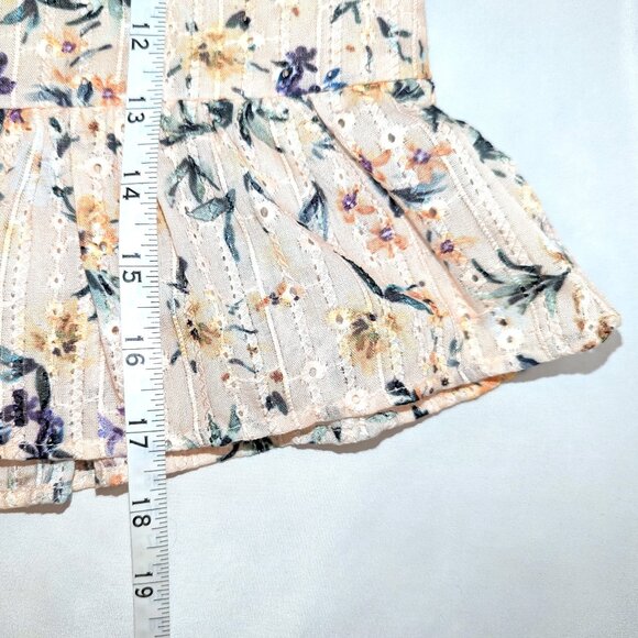 NWT Lovers + Friends | Jill Mini Eyelet Skirt in Peach Ditsy Floral | Size Small - Picture 10 of 10